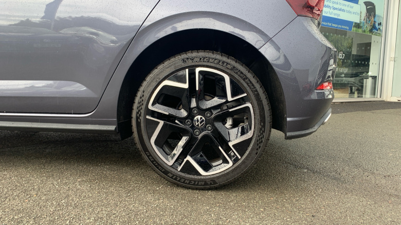 Volkswagen Polo 1.0 TSI 115 R-Line 5dr DSG Petrol Hatchback